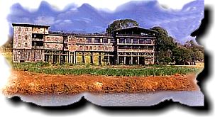 treetops hotel in aberdare national park kenya